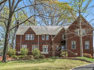 11 Glen Iris Park S, Birmingham, AL 35205