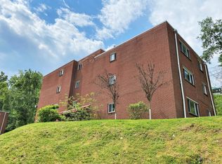 435 Guys Run Rd APT 9, Cheswick, PA 15024