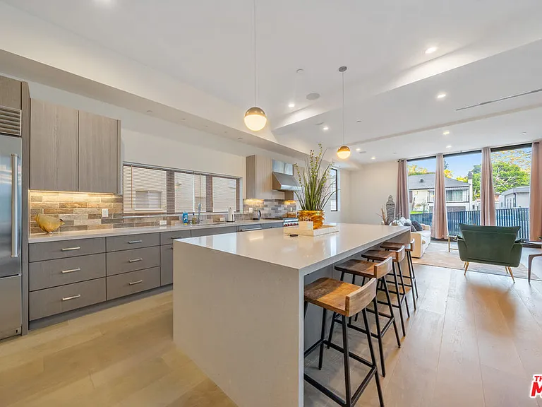 10563 Ashton Ave #1 — Photo 52