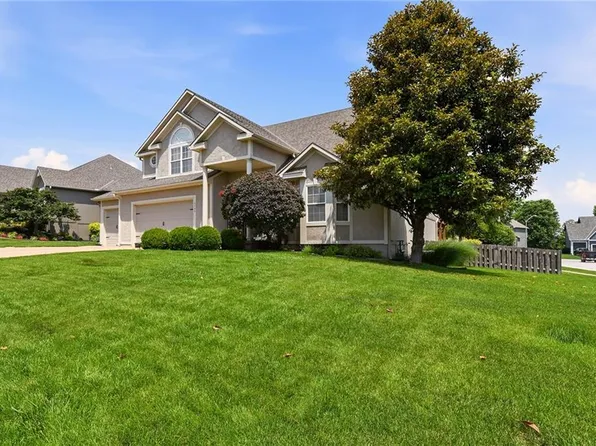 2500 SW Kristin Dr, Lees Summit, MO 64082