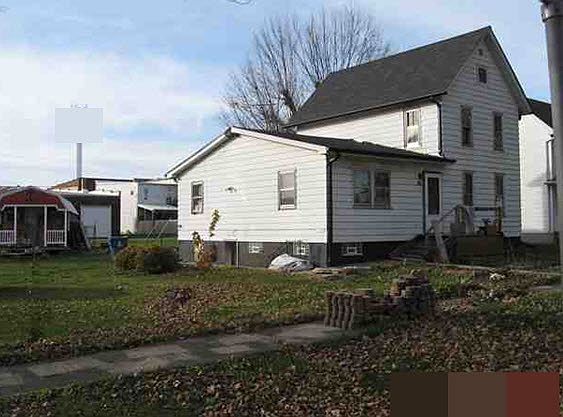 3rd image of 305 Holcomb Ave
