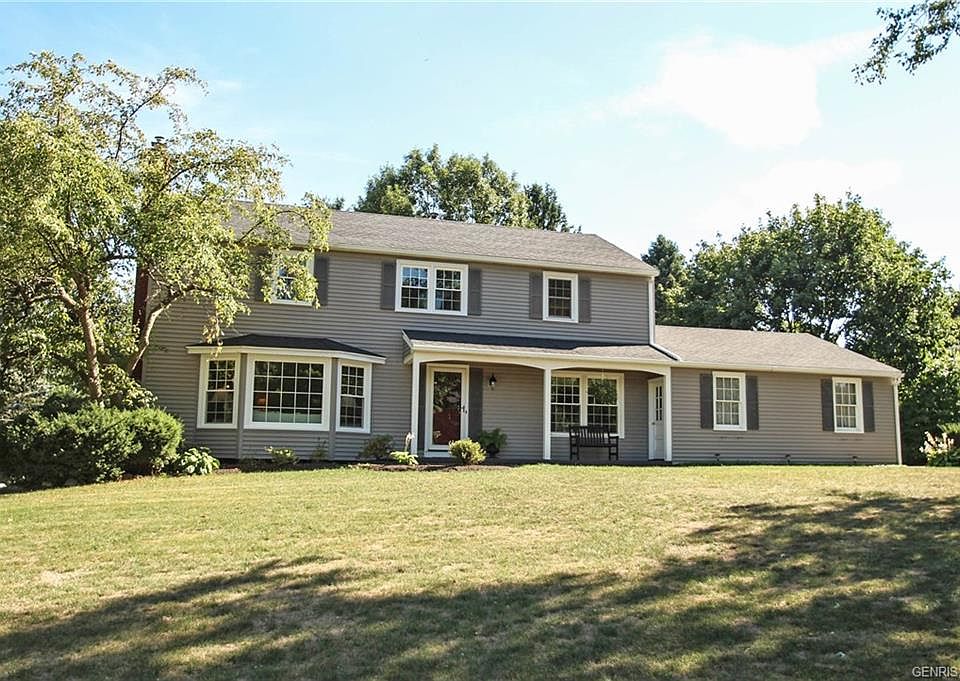 1st image of 15 Cricket Hill Dr