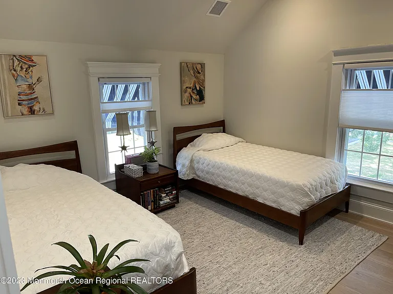 2112 Edgewood Pl — Photo 13