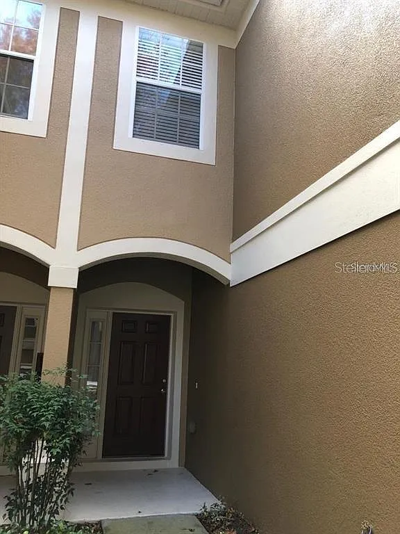 3 bed, 2.5 bath, 1682 sqft, $2,450 — Photo 2