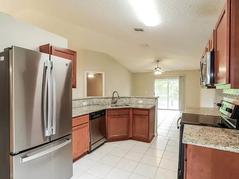 7390 Overland Park Blvd — Photo 8