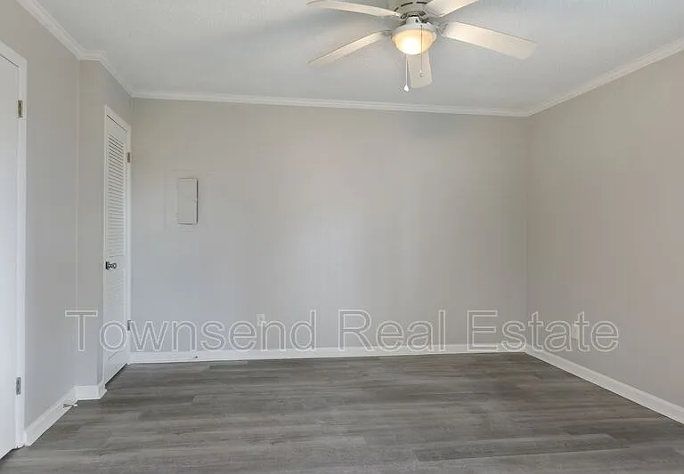 5858H Century Oaks Dr — Photo 6