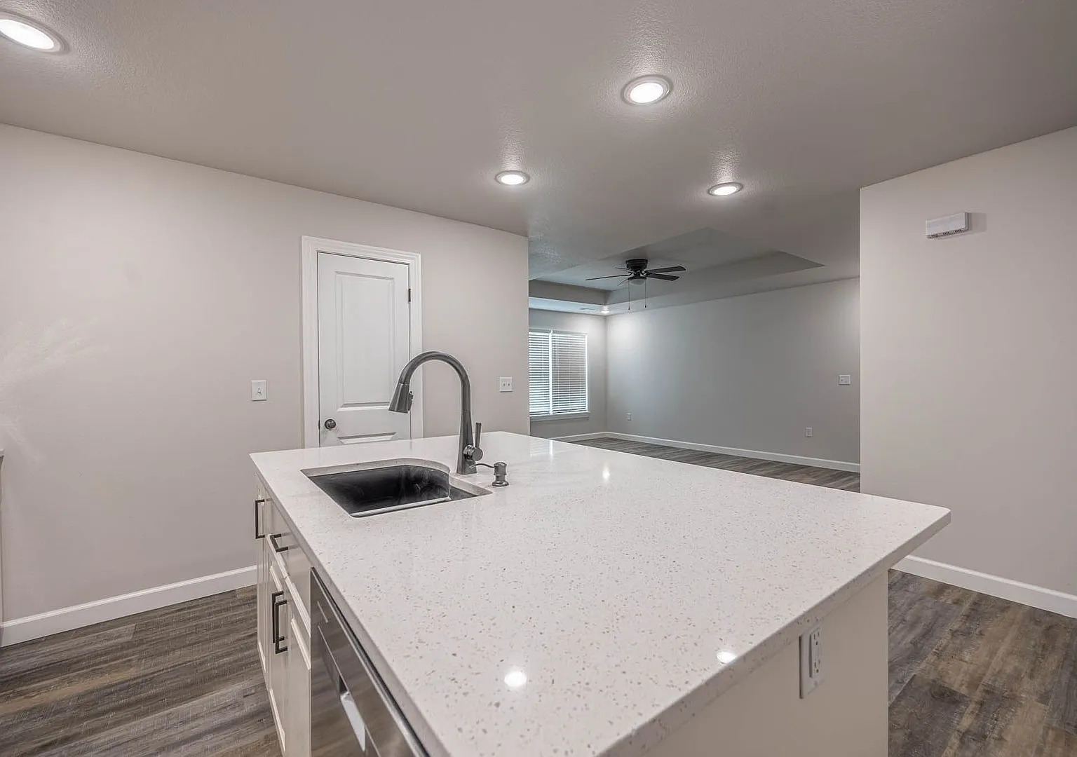 367 Se 95 Rd - Bryson Lake — Photo 4