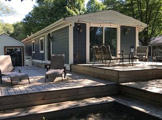 11018 Hermenitt Dr, Delton, MI 49046