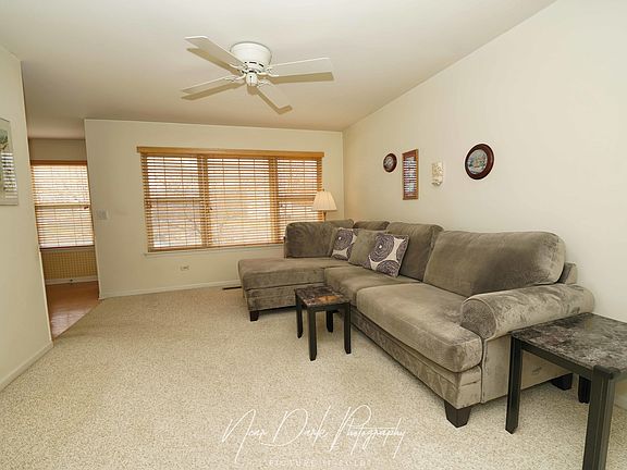 4th image of 1123 N Red Oak Cir Unit 2