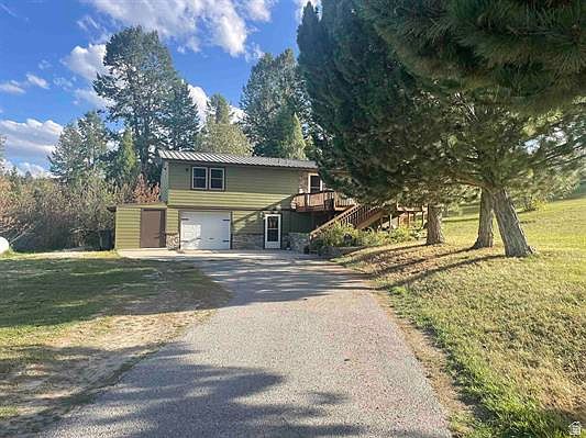 2nd image of 144 Old Oregon Rd