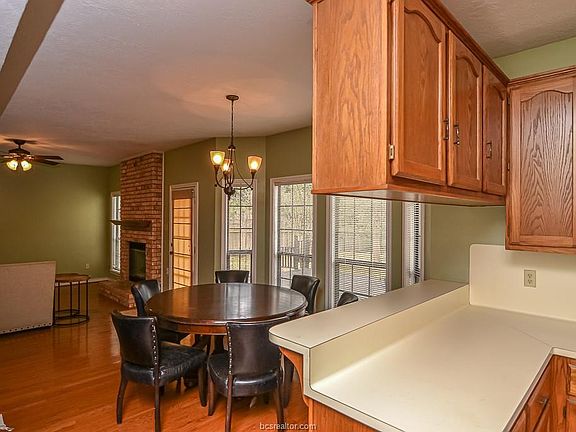 4th image of 2807 Rayado Ct N