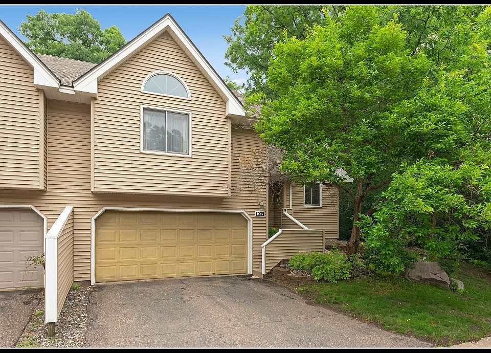 1st image of 1565 W Bavarian Ct NE