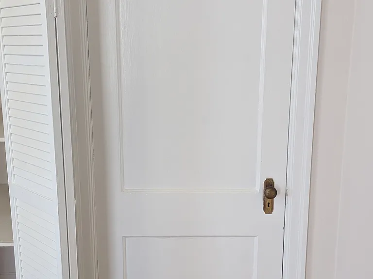 135 Oak St #3 — Photo 10