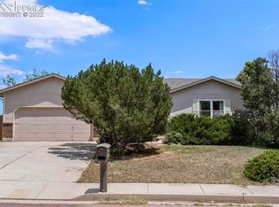 7835 Peninsula Dr, Colorado Springs, CO 80911