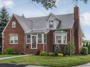 124 Pershing Rd, Clifton, NJ 07013