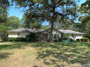 400 Quail Ridge Dr, La Vernia, TX 78121