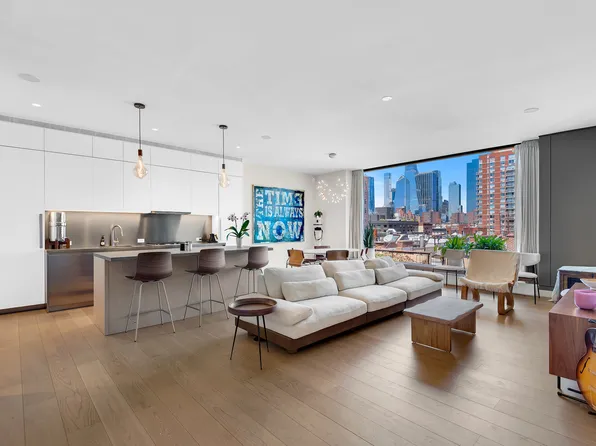 251 West 14th Street image 1 of 10