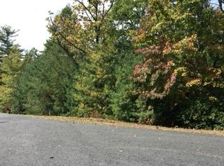 18 Shelton Springs Dr, Hayesville, NC 28904