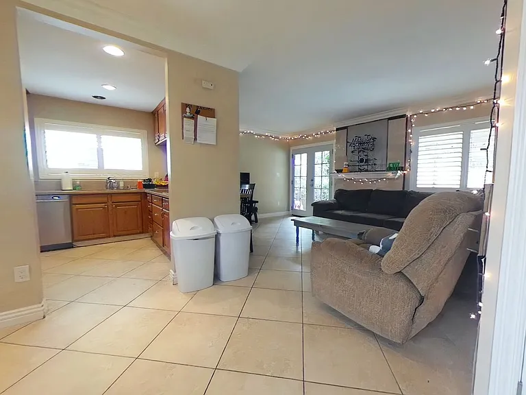 4865 Campanile Dr — Photo 19