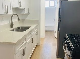1242 Cedar Ave #B, Long Beach, CA 90813