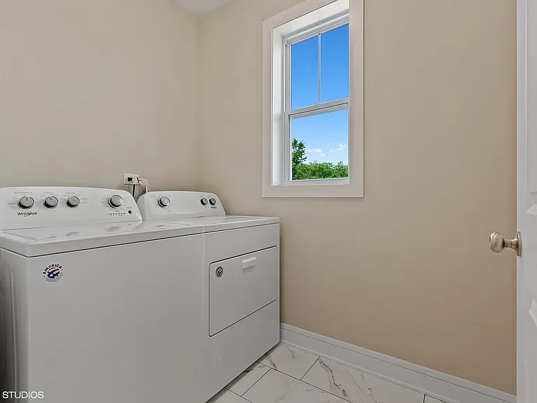 6439 S Minerva Ave #2 — Photo 11
