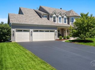 39W932 Berkshire Ct, Geneva, IL 60134
