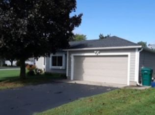 4 Tall Tree Dr, Penfield, NY 14526