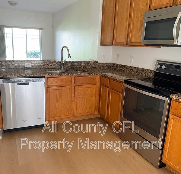 3414 Wilshire Way Rd — Photo 3