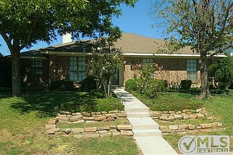 1st image of 1731 Mayflower Dr