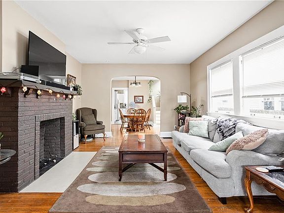 5th image of 3015 Washington Blvd