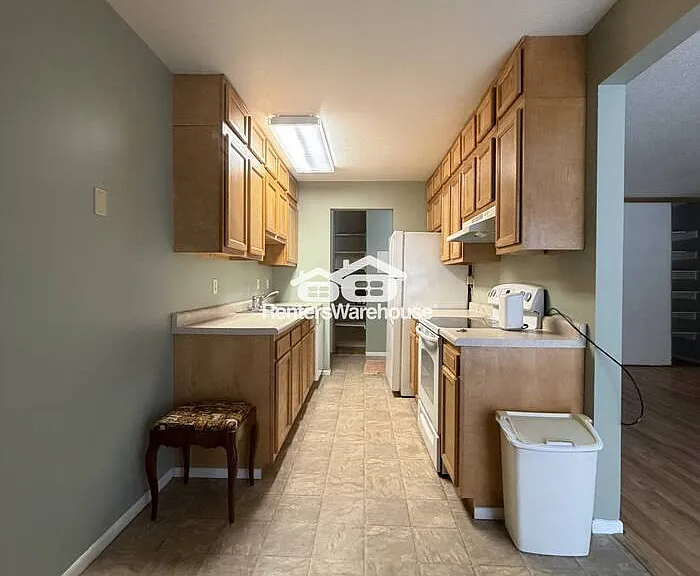 4648 Cedar Lake Rd S #1 — Photo 5
