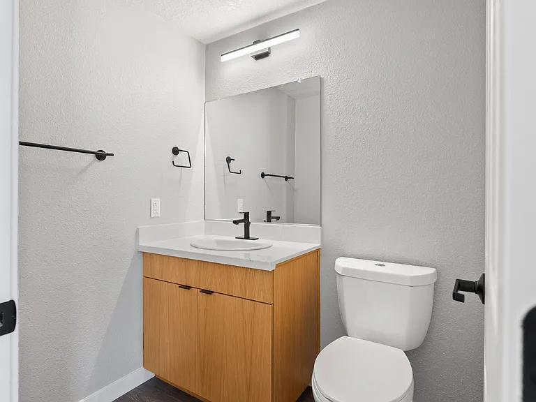 Villa Del Sol Apartments — Photo 8