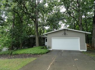 10664 Jerry Coe Ln, Strongsville, OH