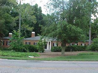 304 S Country Club Dr, Lexington, NC 27292