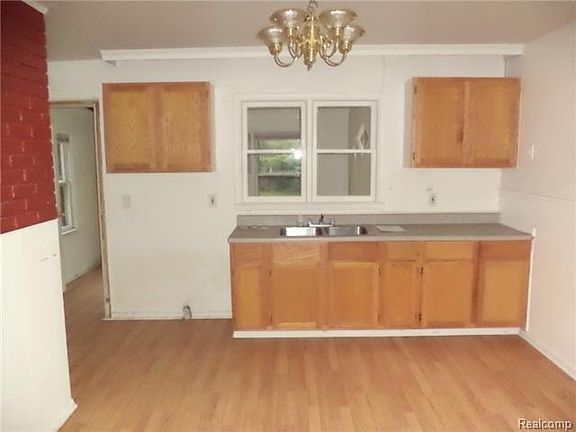 3rd image of 5604 Oster Dr