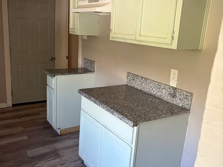 507 Lincoln St #A — Photo 2