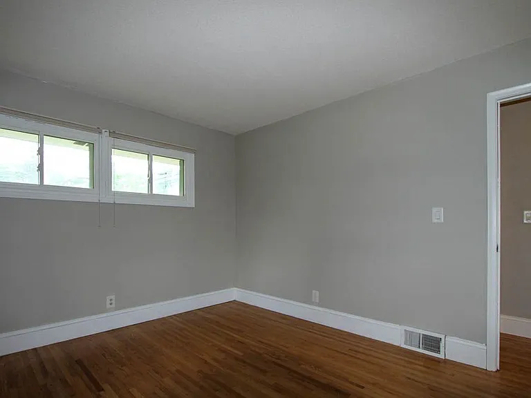 8613 Zenith Rd — Photo 5