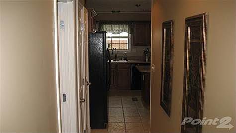 5th image of 909 Lauderdale Dr