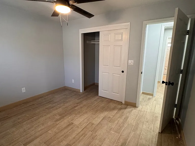 3874 E Ashlan Ave — Photo 24