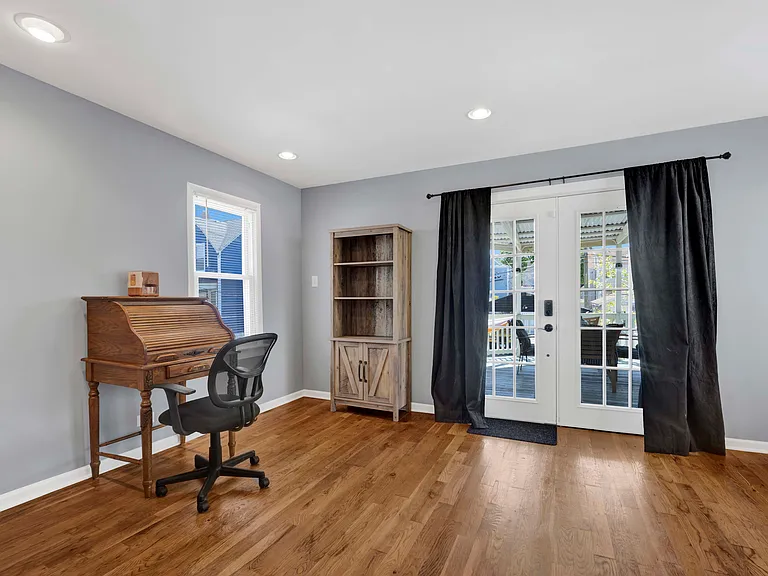 3721 W Shakespeare Ave — Photo 16