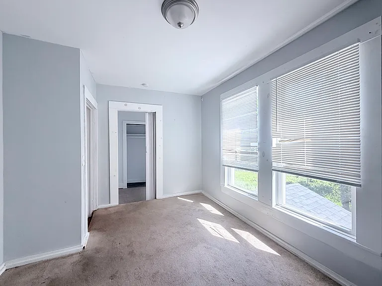 70 Champlin Ave #3A — Photo 4