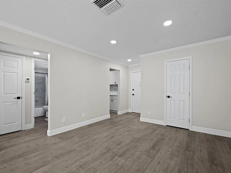 Dining area to front door/guest bath/secondary br