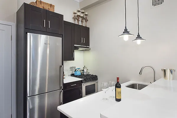 Rented by Bold New York | media 11