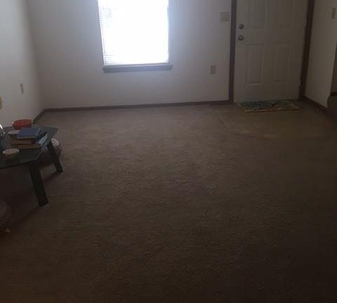 3rd image of 6126 Applegrove Ln