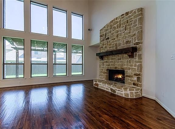 3rd image of 15531 Fox Meadow Ln