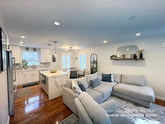 242R Broadway #1 — Photo 10