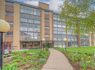 400 Champlain Blvd #406, Cambridge, ON N1R7J6