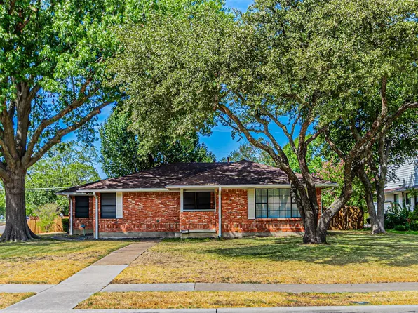 216 S Lois Ln, Richardson, TX 75081
