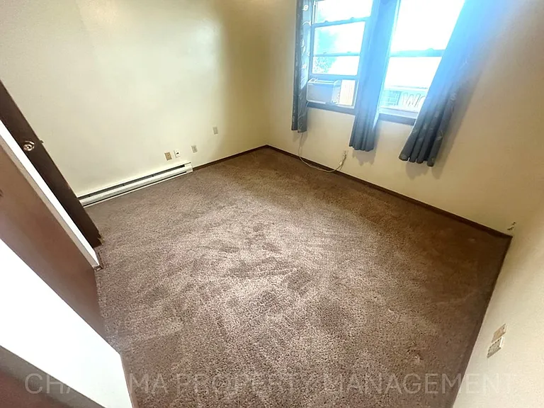 Garretson Apartments III A — Photo 30