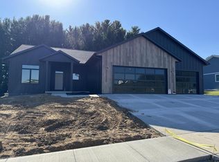 248 Heinig Way, Holmen, WI 54636